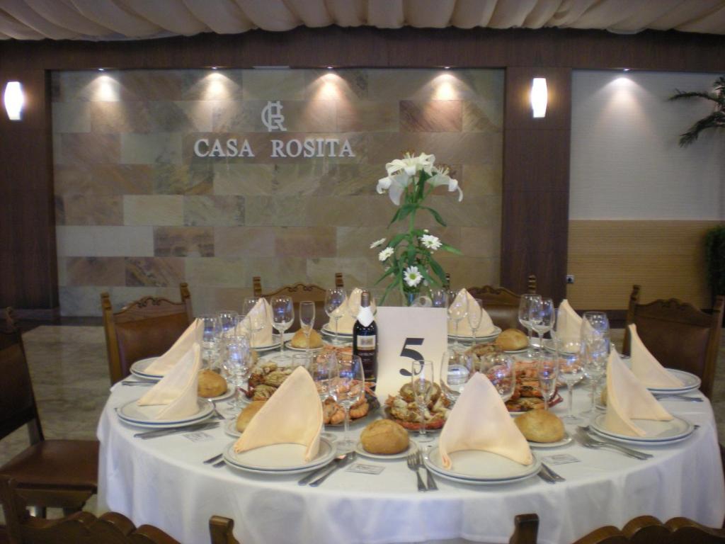Hotel - Restaurante Casa Rosita Камбадос Екстериор снимка